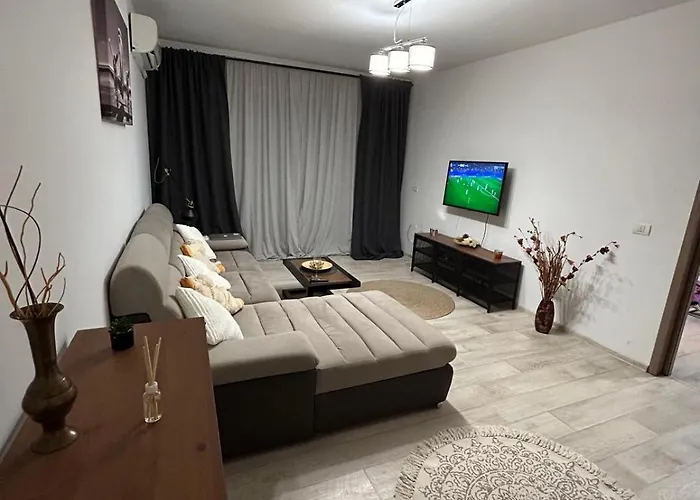 Апартаменти Cozy 130e By Plaza Бухарест